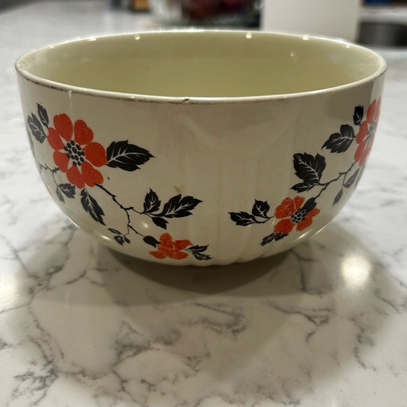 Vintage Halls Superior MCM Floral Print Bowl - Picture 1 of 8